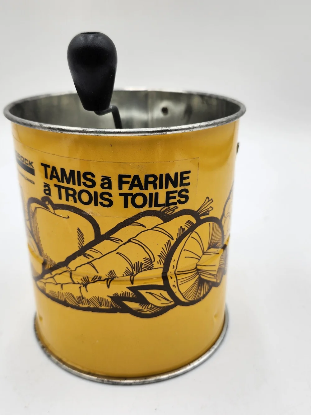 VINTAGE ANDROCK 3 SCREEN FLOUR SIFTER - YELLOW WITH VEGGIE DESIGN